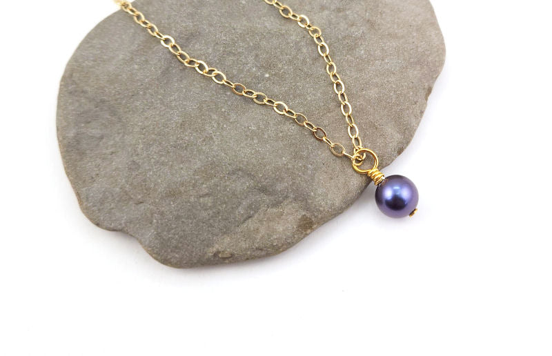 Gold Necklace with Tanzanite Pearl Drop